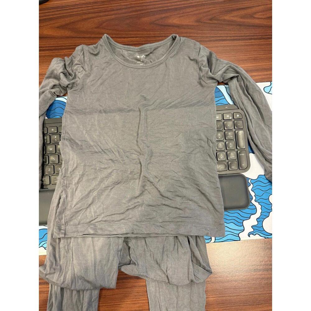 Kyte baby 7t grey pajamas